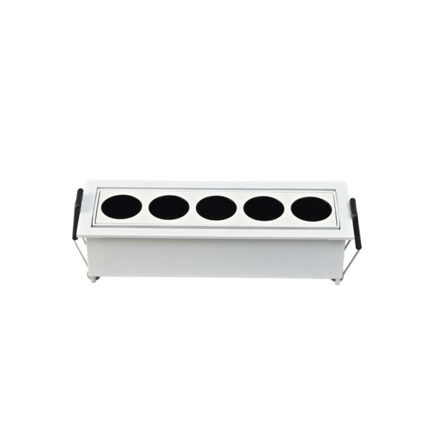 DOWNLIGHT EMBUTIR POWERUS DIR 35° 10W 3000K IRC>90 BR. - Imagem 4